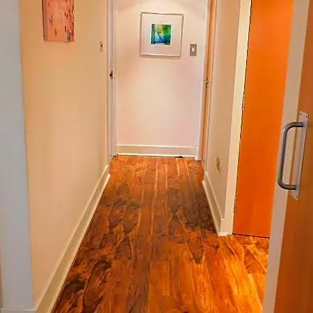 Bedroom In The Heart Of The Centre Perfect Location