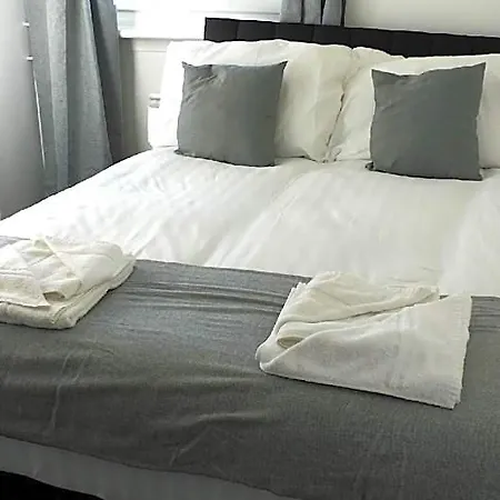New & Delightful 3 Bed House In East Kilbride Hotel Glasgow