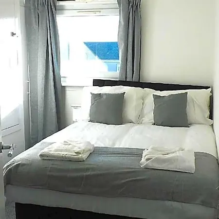 New & Delightful 3 Bed House In East Kilbride Hotel Glasgow