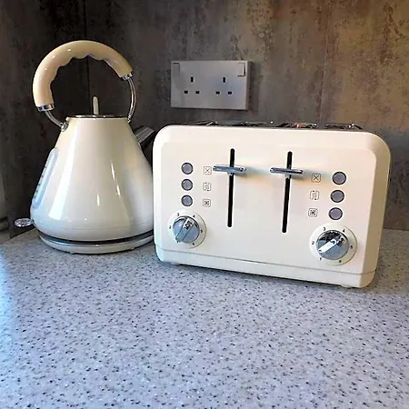 New & Delightful 3 Bed House In East Kilbride 4* Glasgow