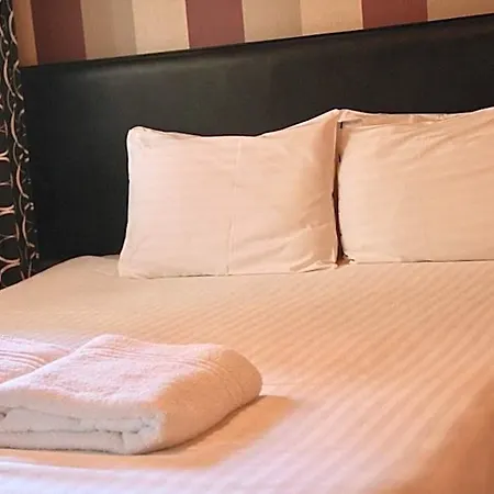 Hotel Metro 4*