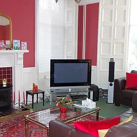 Claremont House B B Hotel