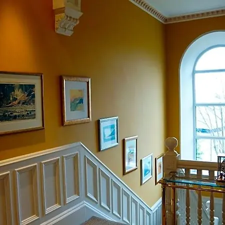 Claremont House B B 3* Glasgow