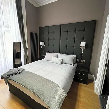 Amani - Centre Lejlighedshotel Glasgow