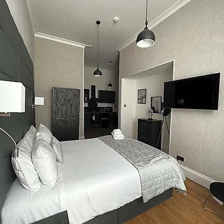 Amani - Centre Lejlighedshotel Glasgow