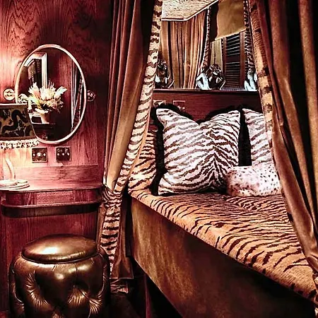 House Of Gods Hotel