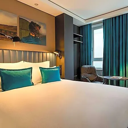Hotel One