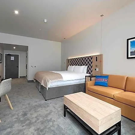 Sandman Signature Hotel