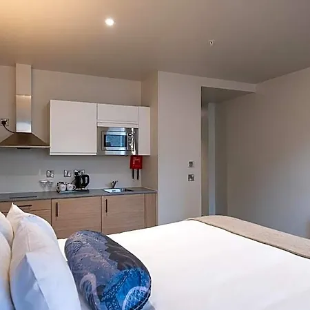 Sandman Signature Hotel