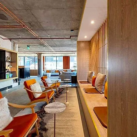 Hotel Sandman Signature 4*