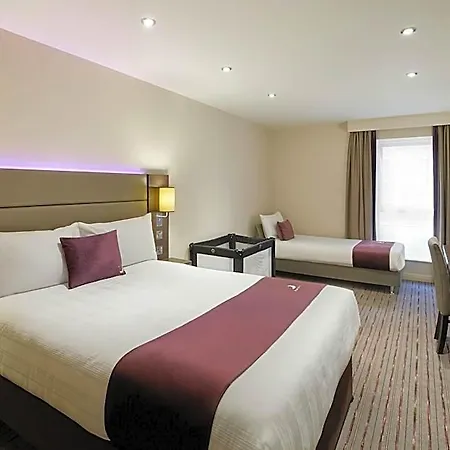 Premier Centre South 3*