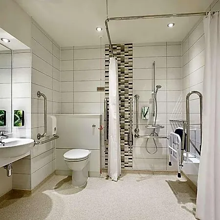 Premier Centre South Hotel 3*