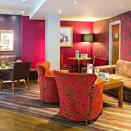 Premier - George Square 3*