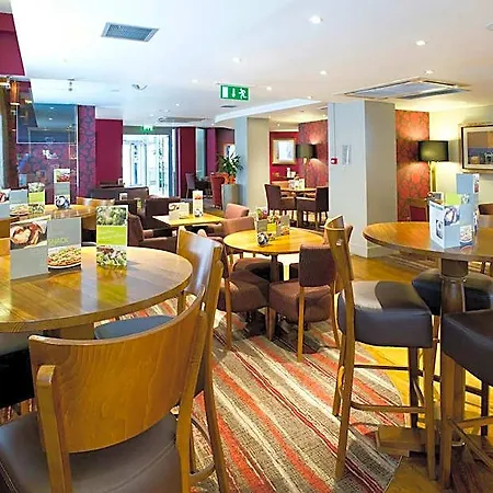 Premier - George Square Glasgow