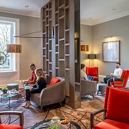 Clayton Hotel 4*
