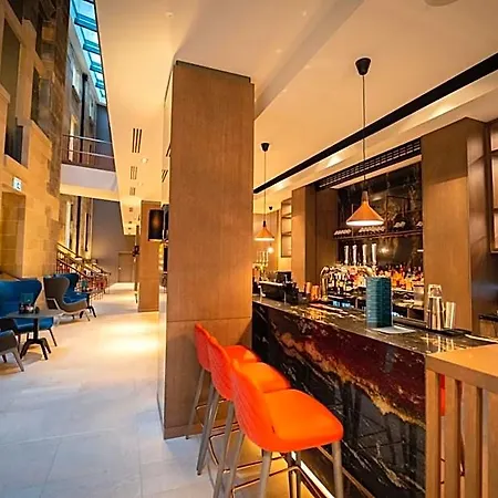 Clayton Hotel