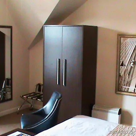 Hotel Number 10 4*