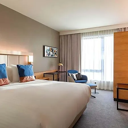 Courtyard By Marriott Sec Отель