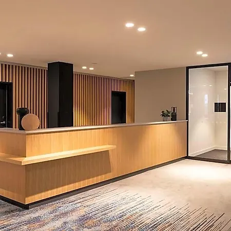 Courtyard By Marriott Sec Отель