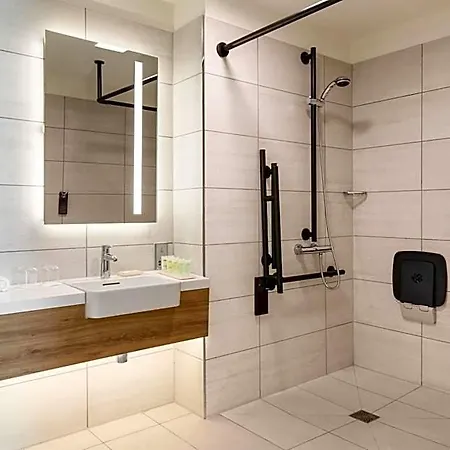 Courtyard By Marriott Sec Отель 4*