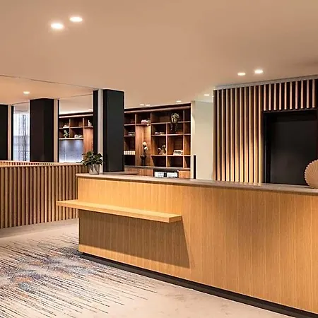 Courtyard By Marriott Sec Hotel 4*