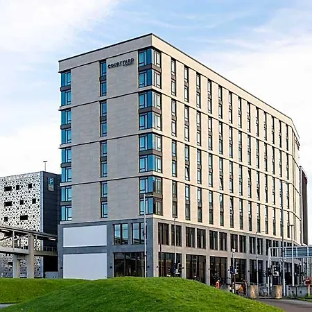 Courtyard By Marriott Sec Отель