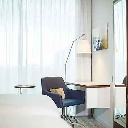 Hotel Courtyard By Marriott Sec 4*