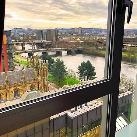 Riverfront Hotel