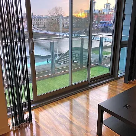 Hotel Riverfront