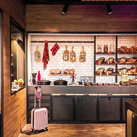 Moxy Sec 4* Glasgow