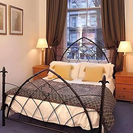 The Georgian House 2*