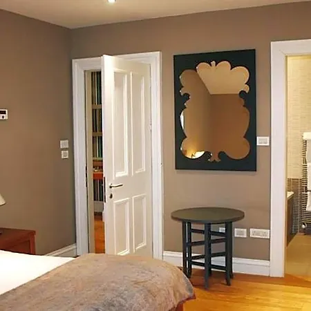 Hotel Dreamhouse West End