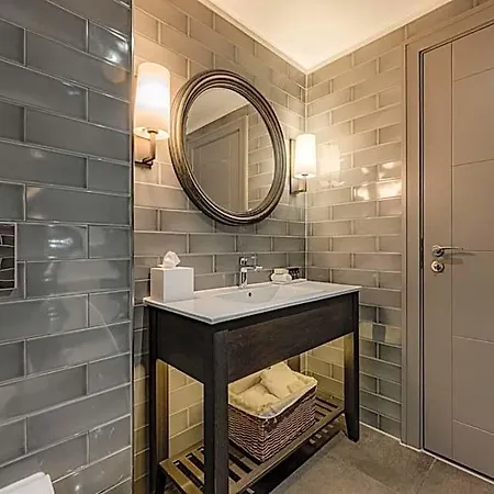 Dakota Hotel 5*