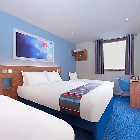 Travelodge Queen Street Hotel