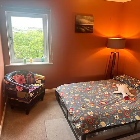 Duplex Penthouse With Secured Parking Finnieston Apartment Glasgow