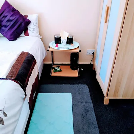 A Spacious Double With Wi-fi & Parking Space Konukevi