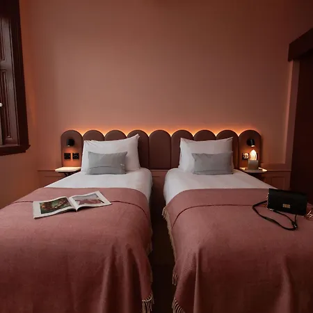 The Address Wren 4* Glasgow
