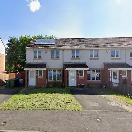 Large 3-bed With Private Garden * Glasgow