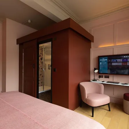 The Address Wren 4* Glasgow
