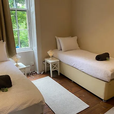 Charming Victorian In - Perfect Family Retreat בית נופש