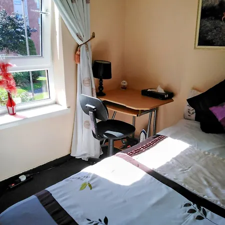A Spacious Double With Wi-fi & Parking Space