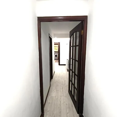 Pi-garden House - 4 Double Bedrooms - Free Optic Fibre Wifi And Parking בית נופש גלאזגו