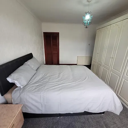 בית נופש Gem Retreat - Cozy House גלאזגו