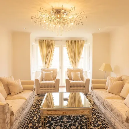 Comfortable & Fabulous Family With Garden - Pass The Keys * גלאזגו