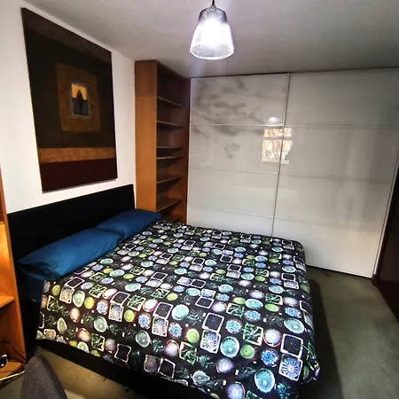 Pi-garden House - 4 Double Bedrooms - Free Optic Fibre Wifi And Parking *