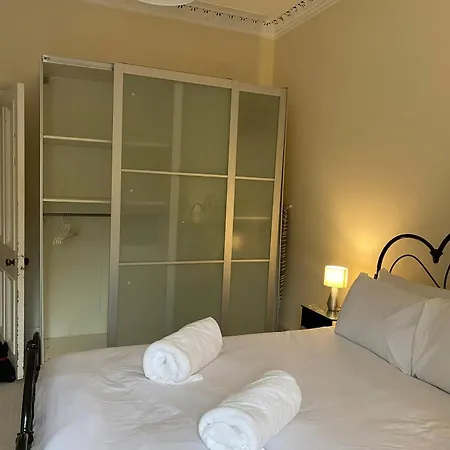 Charming Victorian In - Perfect Family Retreat בית נופש גלאזגו