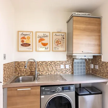 Comfortable & Fabulous Family With Garden - Pass The Keys גלאזגו