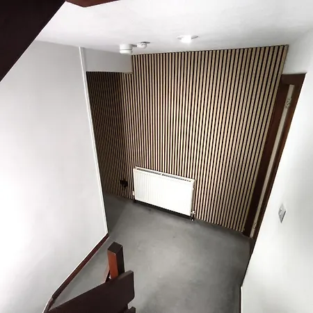 Pi-garden House - 4 Double Bedrooms - Free Optic Fibre Wifi And Parking Glasgow