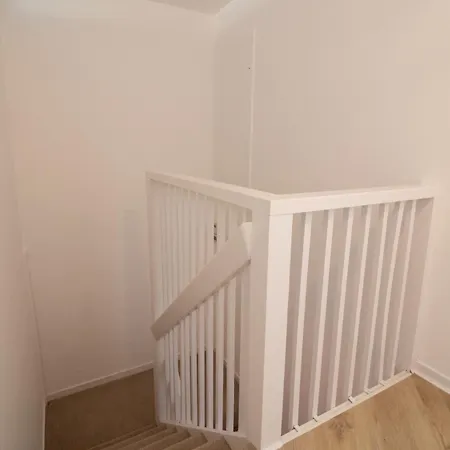 בית נופש West End 3br Flat Near Kelvinbridge Woodside גלאזגו