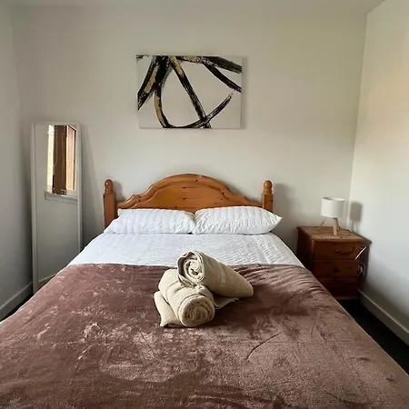 2 Bedroom In